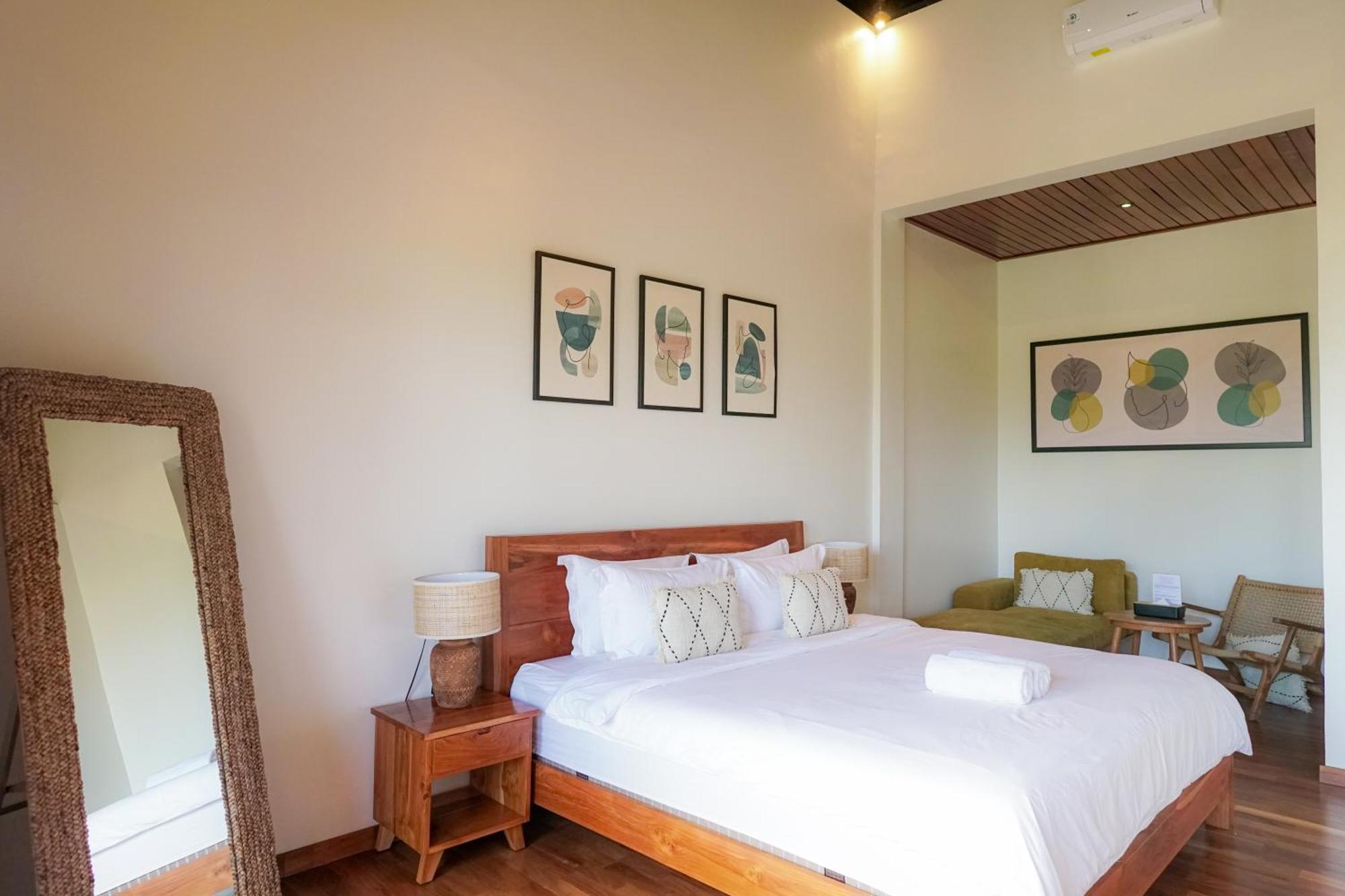 Tropical Beach House Bali เซมินยัค ภายนอก รูปภาพ