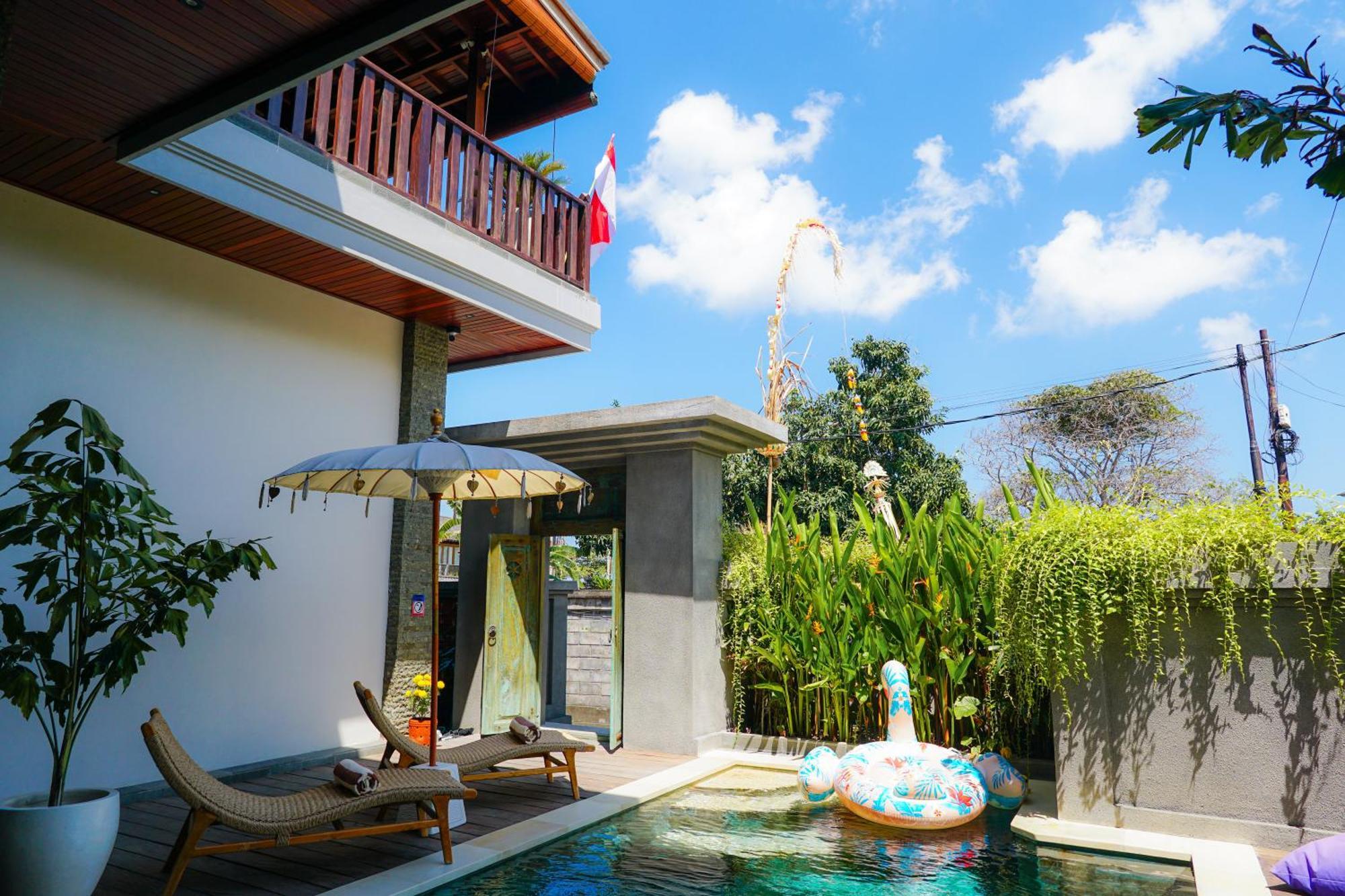 Tropical Beach House Bali เซมินยัค ภายนอก รูปภาพ