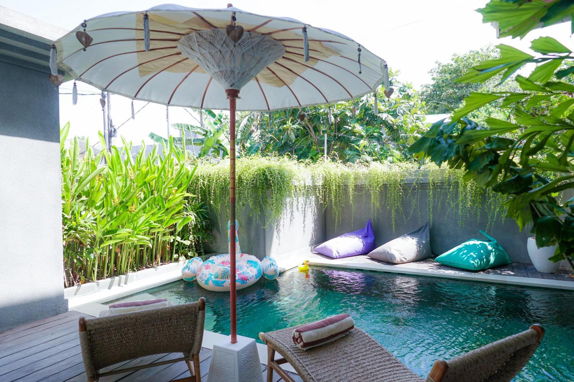 Tropical Beach House Bali เซมินยัค ภายนอก รูปภาพ